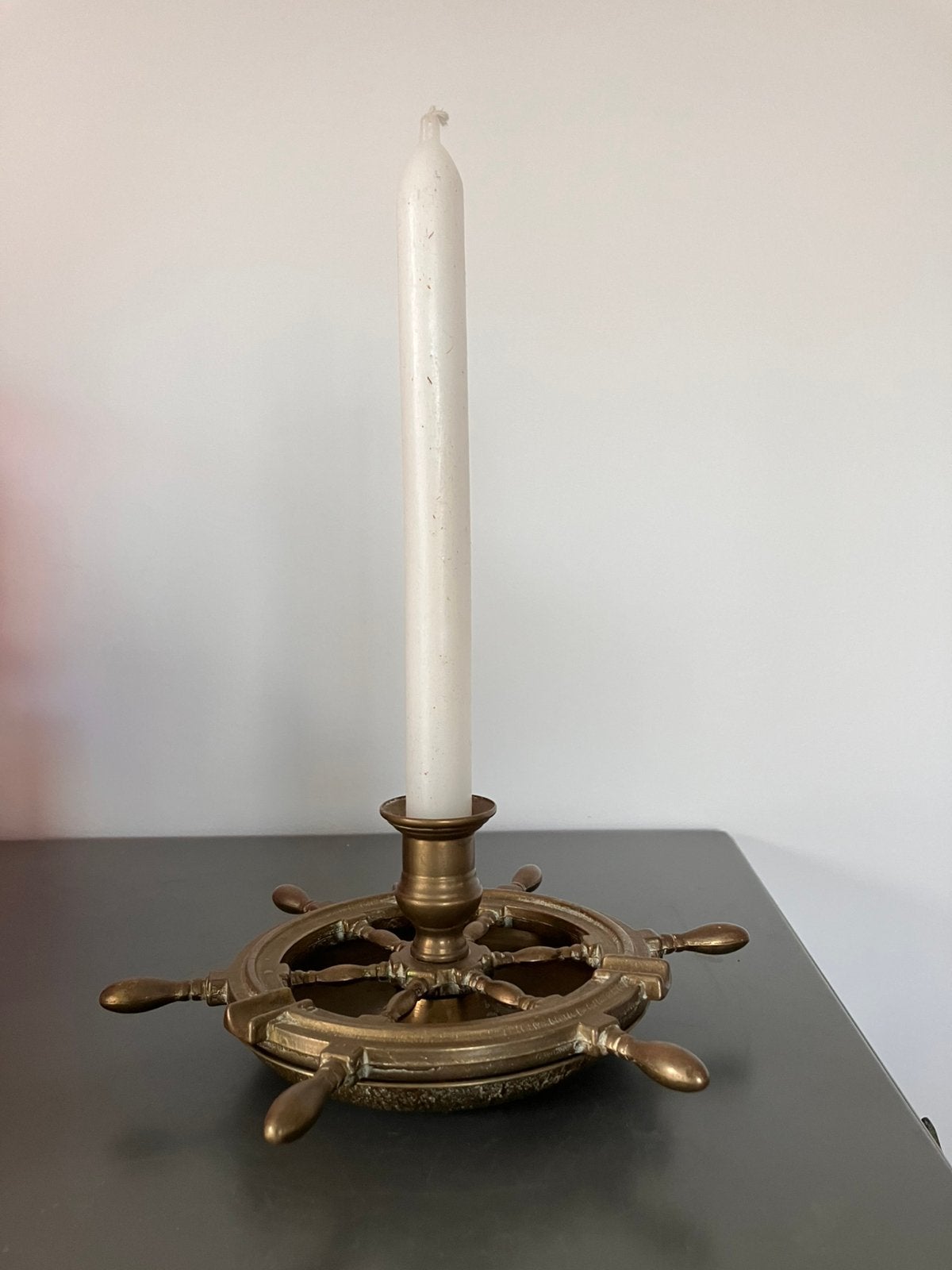 Zware messing kandelaar, Antiek en Kunst, Ophalen of Verzenden, Overige materialen