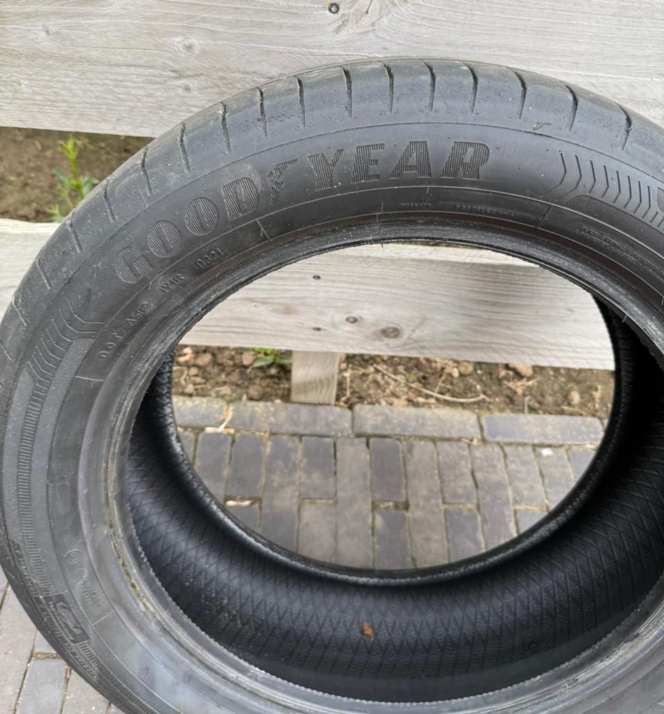 Goodyear Efficient Grip 4 stuks 215/55R18 95H, Auto-onderdelen, Banden en Velgen, Ophalen, 17 inch, Band(en), Personenwagen