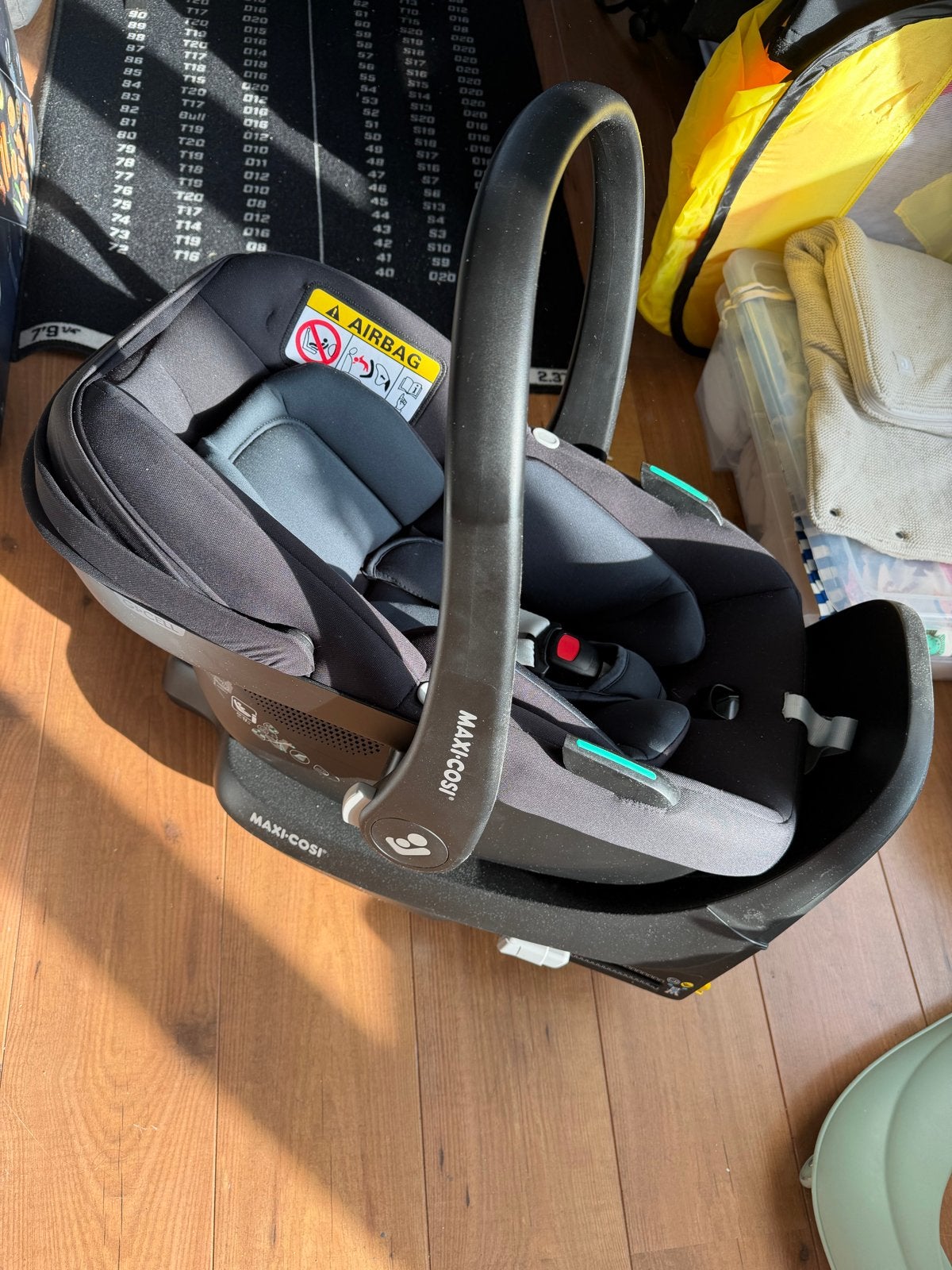 Maxi Cosi Pebble S inclusief Isofix adapter, Ophalen, Zo goed als nieuw, Isofix, 0 t/m 13 kg