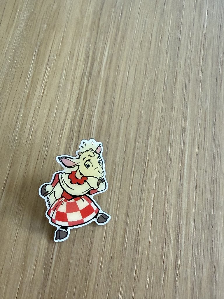 Efteling Pin Geit met geruite rok  EPP 12, Verzamelen, Efteling, Ophalen of Verzenden, Gebruikt, Button of Speldje