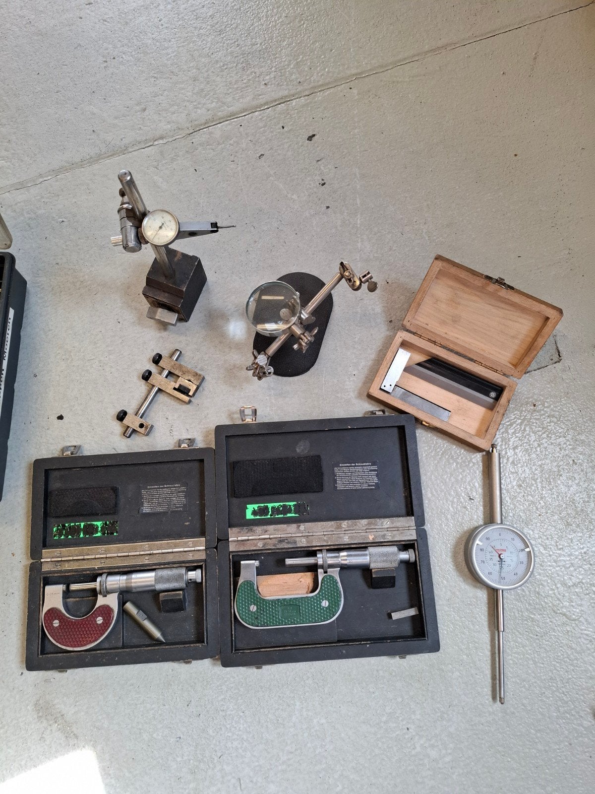 Precisie meetgereedschap set: Micrometers, meetklokken, Doe-het-zelf en Verbouw, Ophalen of Verzenden, Gebruikt, Overige typen