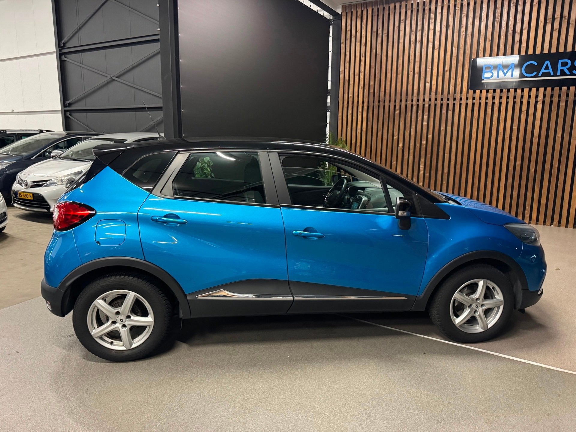Renault Captur 1.2 TCe Expression AUTOMAAT, PDC, Navi, Euro 5, 4 cilinders, Origineel Nederlands, 19 km/l