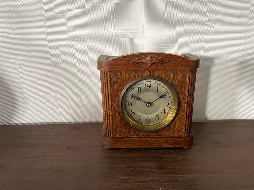 Antieke houten tafelklok met wekkerfunctie, Ophalen of Verzenden