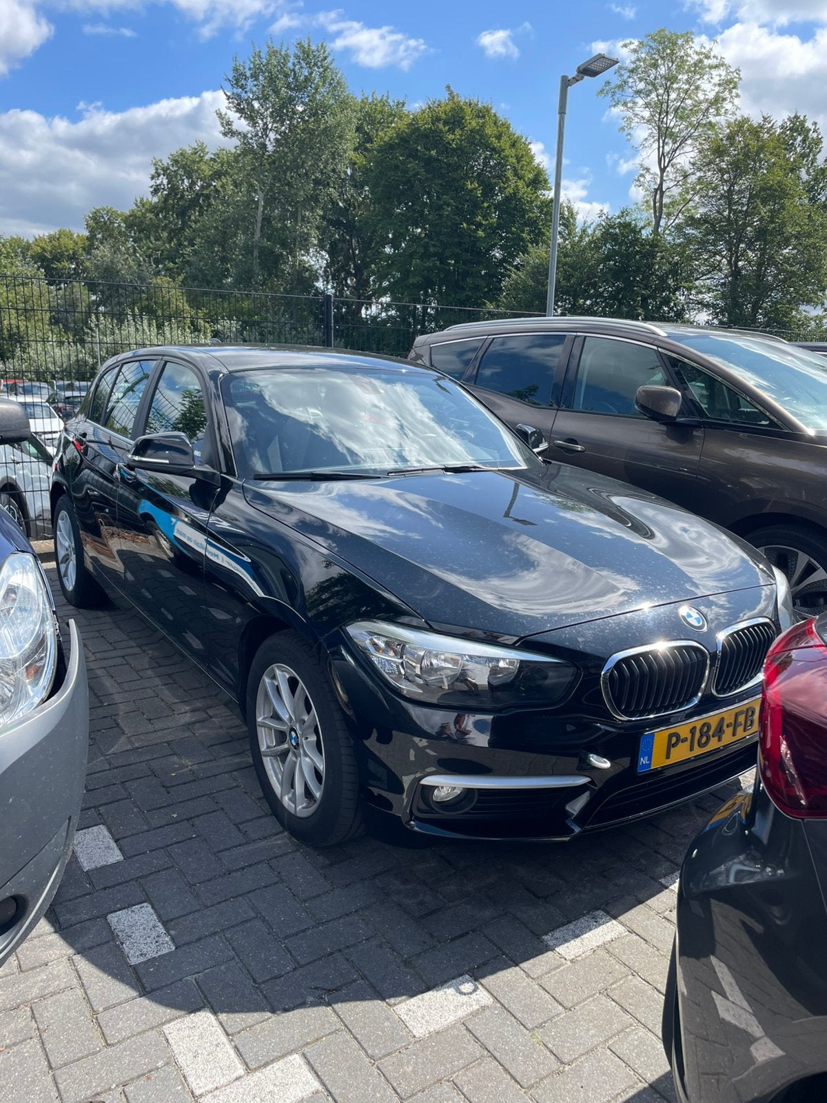 BMW 1-Serie 116i 109pk 2016 Zwart, 1-Serie, Achterwielaandrijving, 1280 kg, Zwart