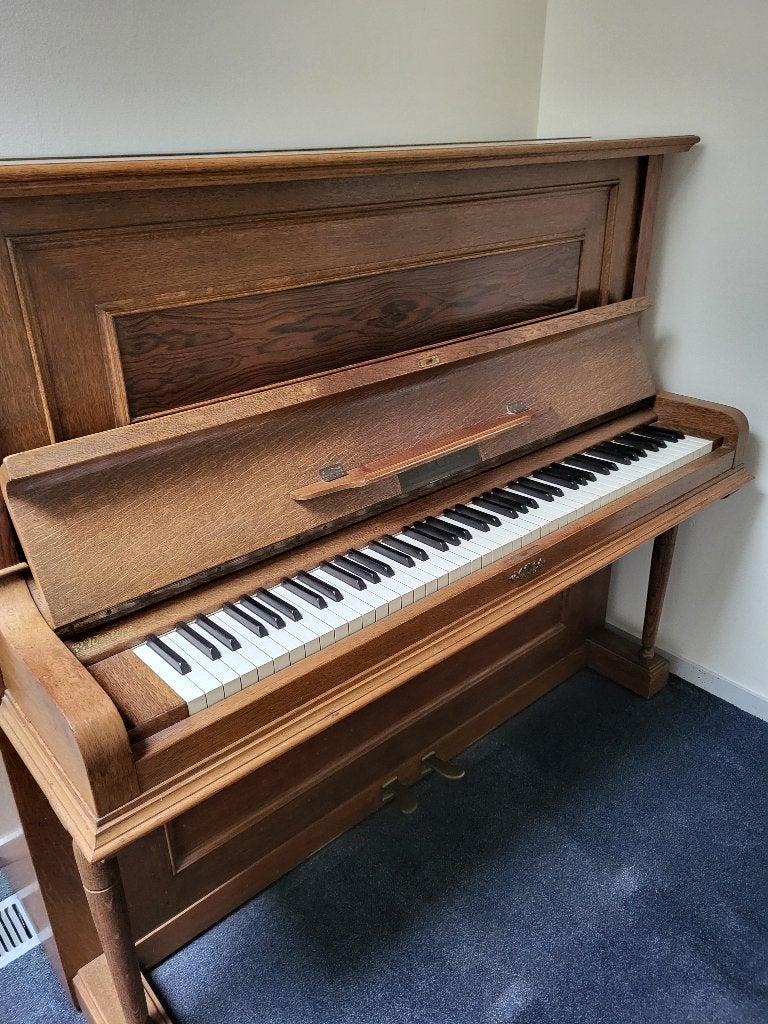 piano gratis af te halen in Oss, Ophalen, Gebruikt, Bruin, Piano