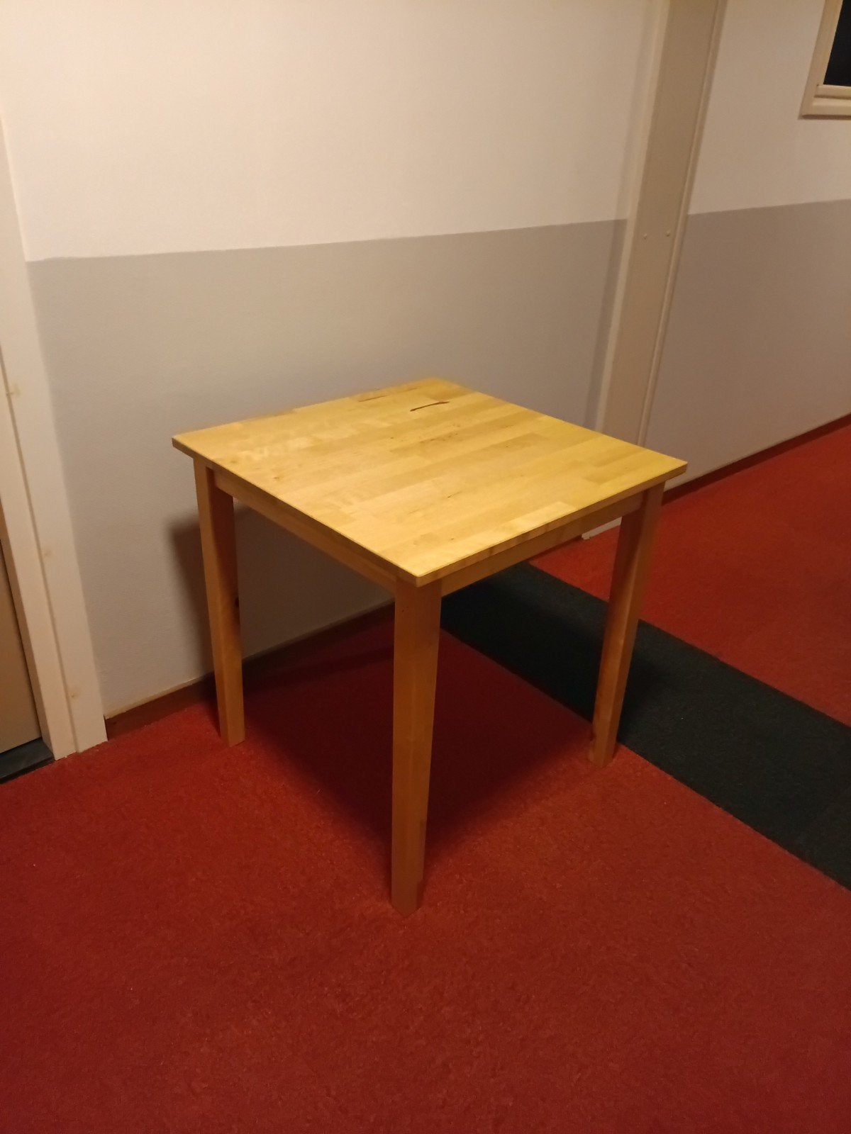 Eettafel - 70x70x74,5 cm, Ophalen, 50 tot 100 cm, Vierkant, Grenenhout