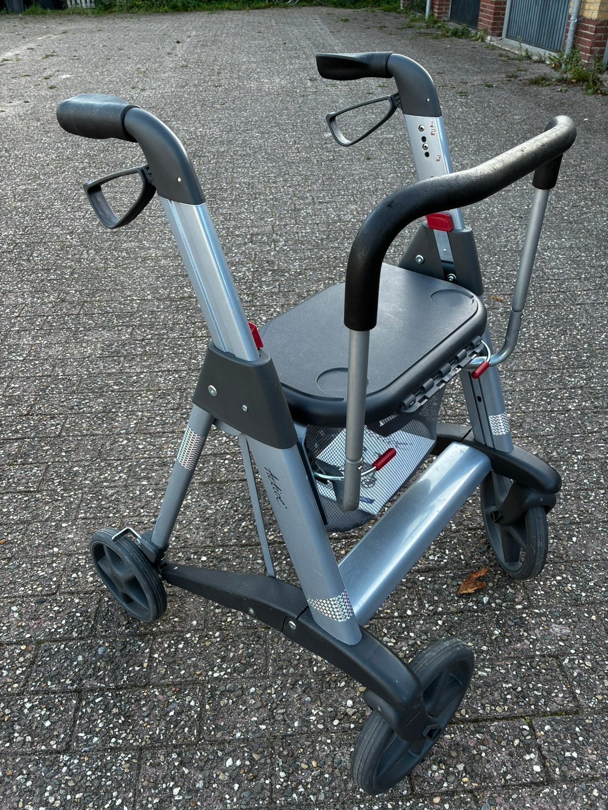 Rollator Active grote wielen | Ideaal voor buiten én binnen, Diversen, Ophalen, Zo goed als nieuw