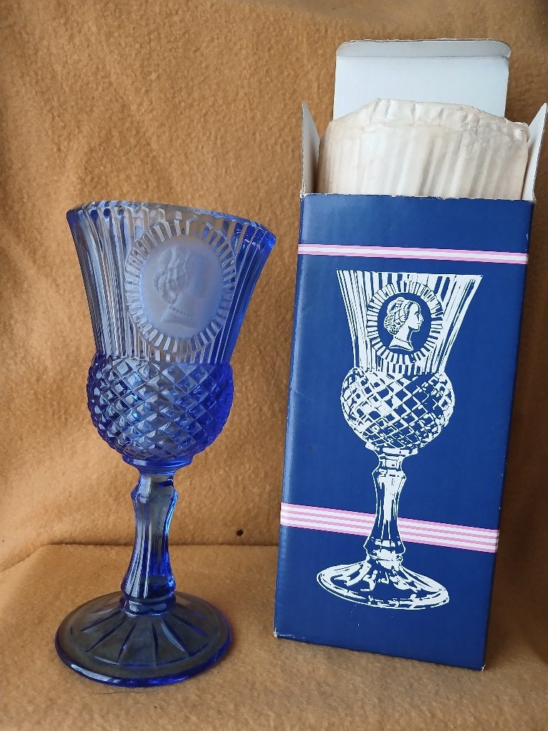 Vintage Kobaltblauw Glas met Cameo Decoratie AVON, Verzenden
