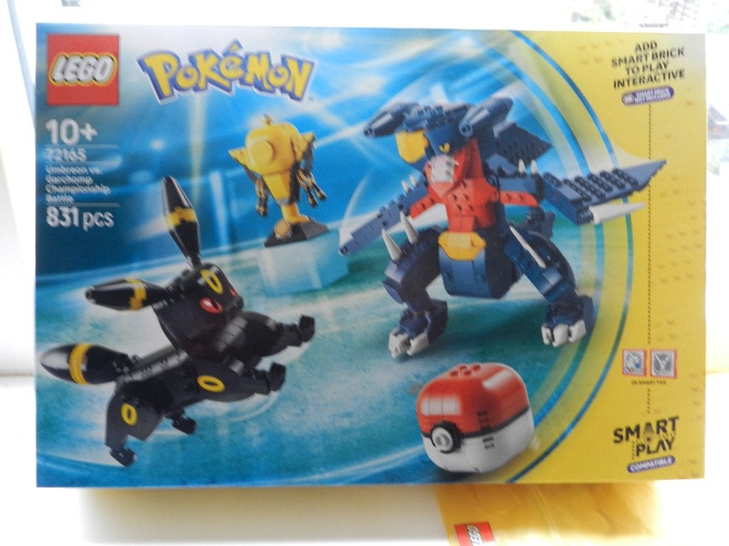 LEGO POKEMON  Umbreon vs. Garchomp kampioensduel (72165), Overige thema's, Lego, Nieuw, Ophalen of Verzenden