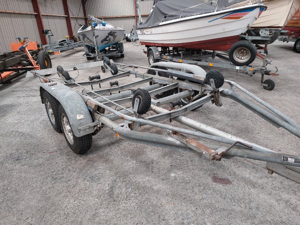 Boottrailer, Ophalen, Gebruikt, 1500 tot 3000 kg, 6 tot 9 meter