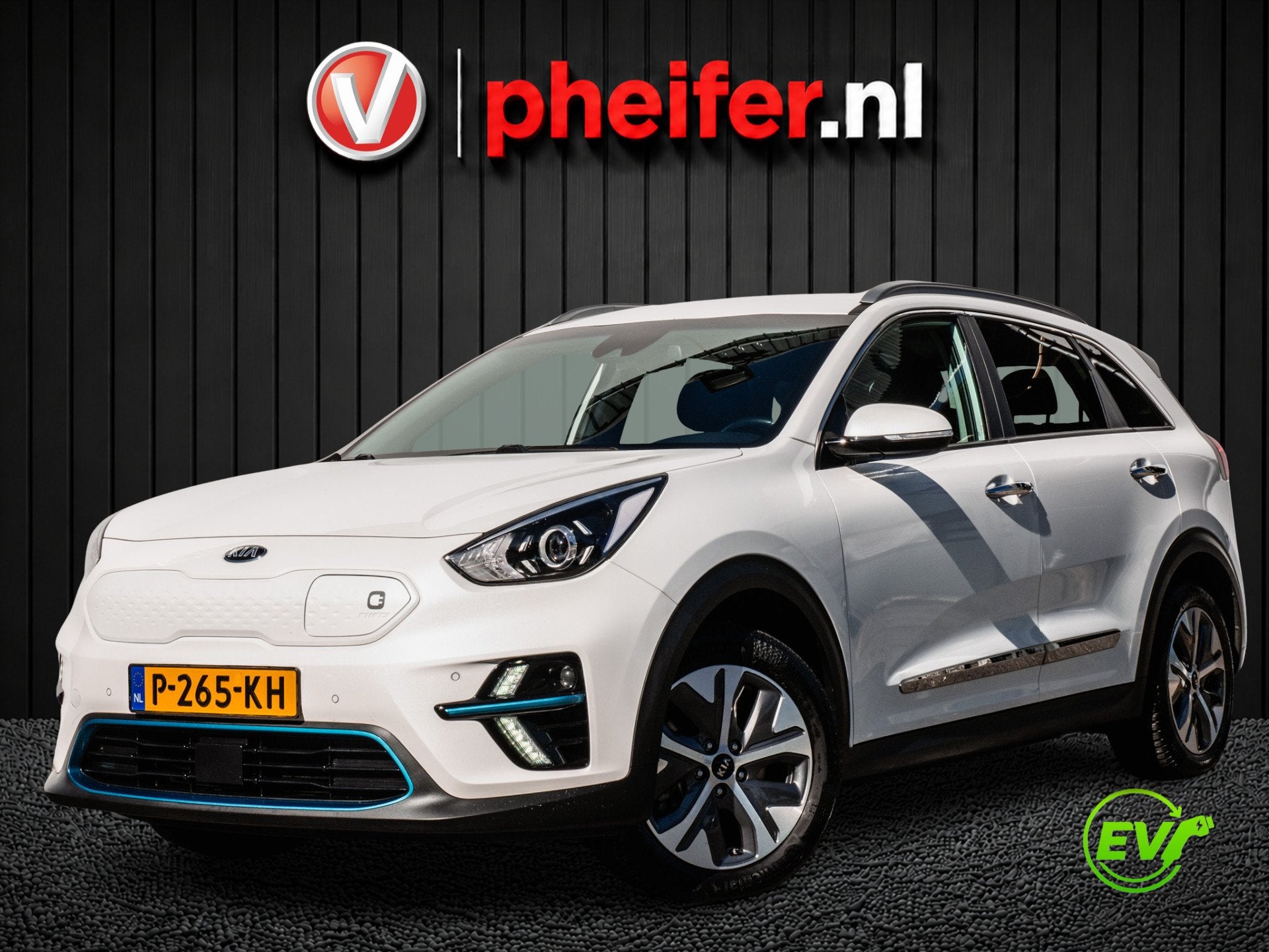 Kia e-Niro Edition 64 kWh SOH 100% Camera/ Carplay/ Navigati, Auto's, Gebruikt, Zwart, 1712 kg, Met garantie (alle)