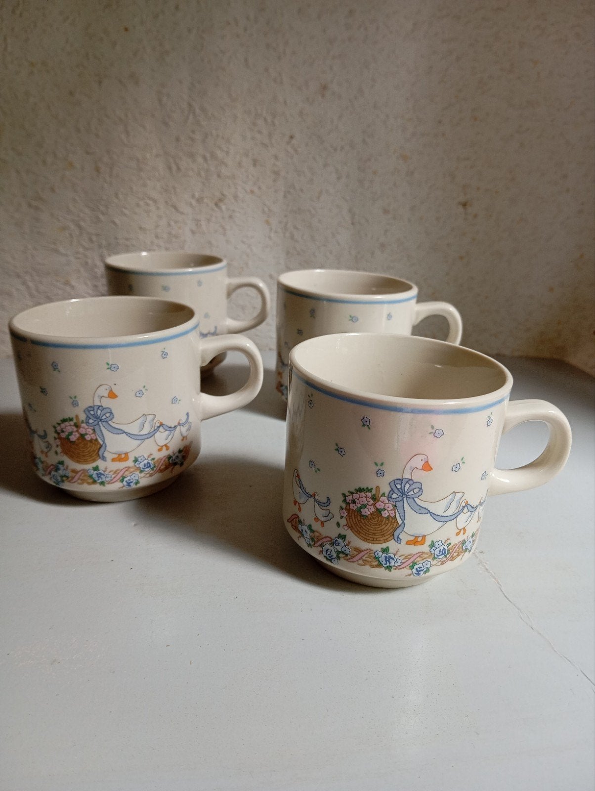 4 vintage bekers/mokken moeder de gans de vier Jahreszeiten, Ophalen of Verzenden, Overige stijlen, Kop(pen) en/of Schotel(s)