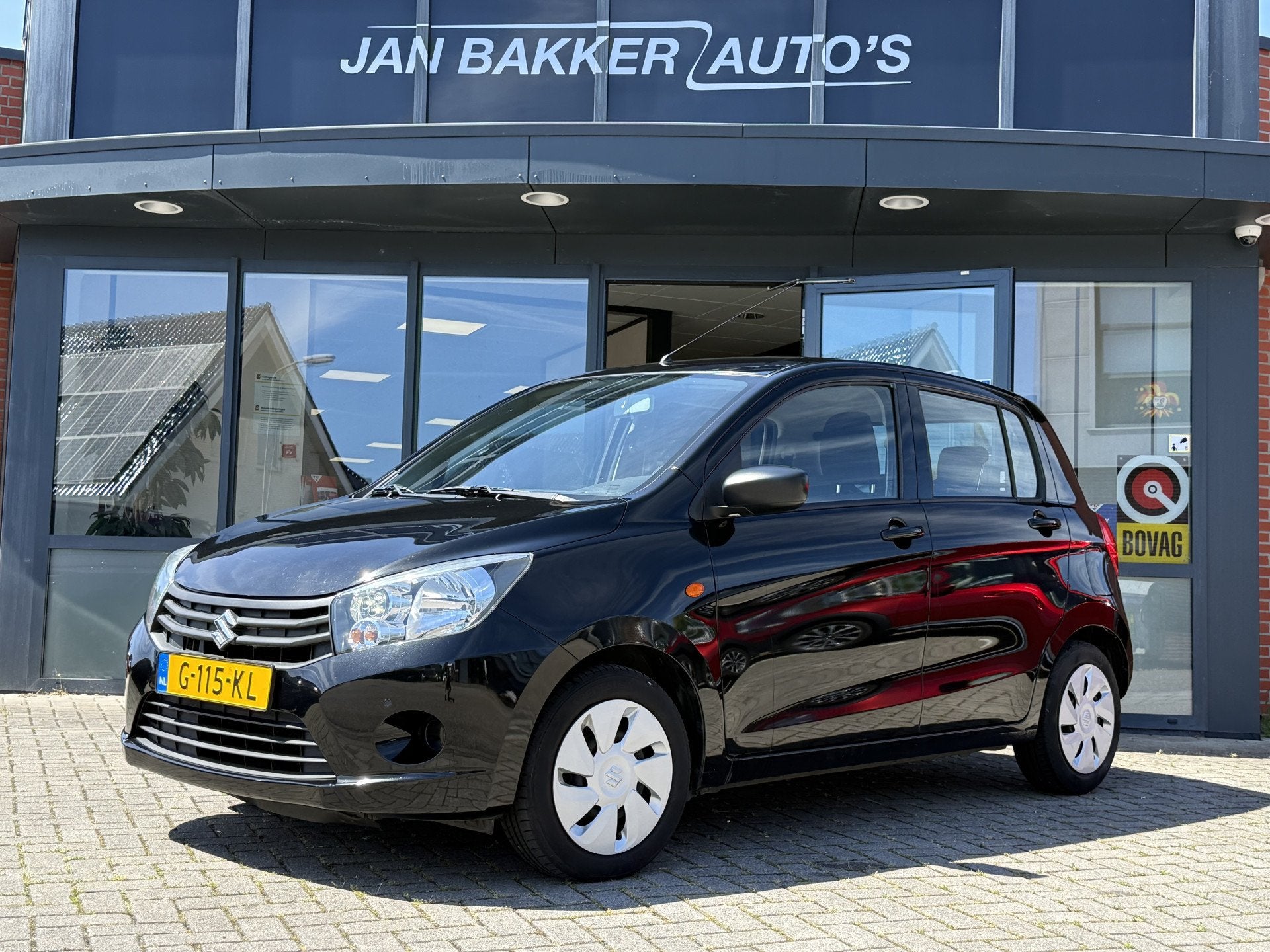 Suzuki Celerio 1.0 Comfort  park sensor  Navigatie, 12 maanden, Stof, Gebruikt, 400 kg