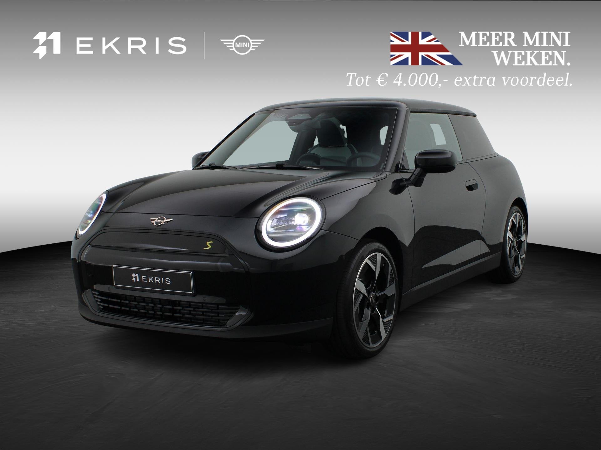 MINI Cooper SE Classic M 54.2 kWh | Panorama Dak | Sportstuu, Auto's, 4 stoelen, Leder en Stof, 218 pk, 315 min