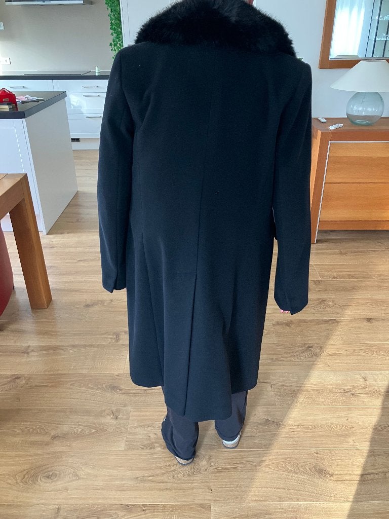 Winterjas dames, Kleding | Dames, Zwart, Maat 42/44 (L), Zo goed als nieuw, Ophalen of Verzenden