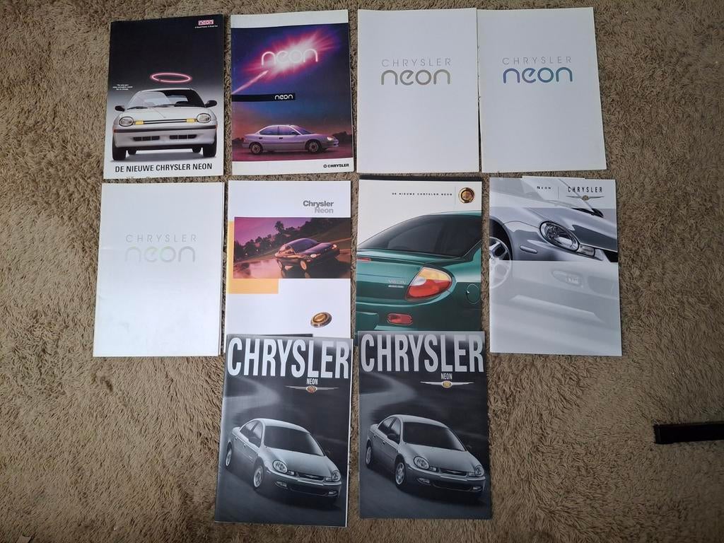 Lot autofolders Chrysler Neon, Verzenden, Gelezen, Overige merken