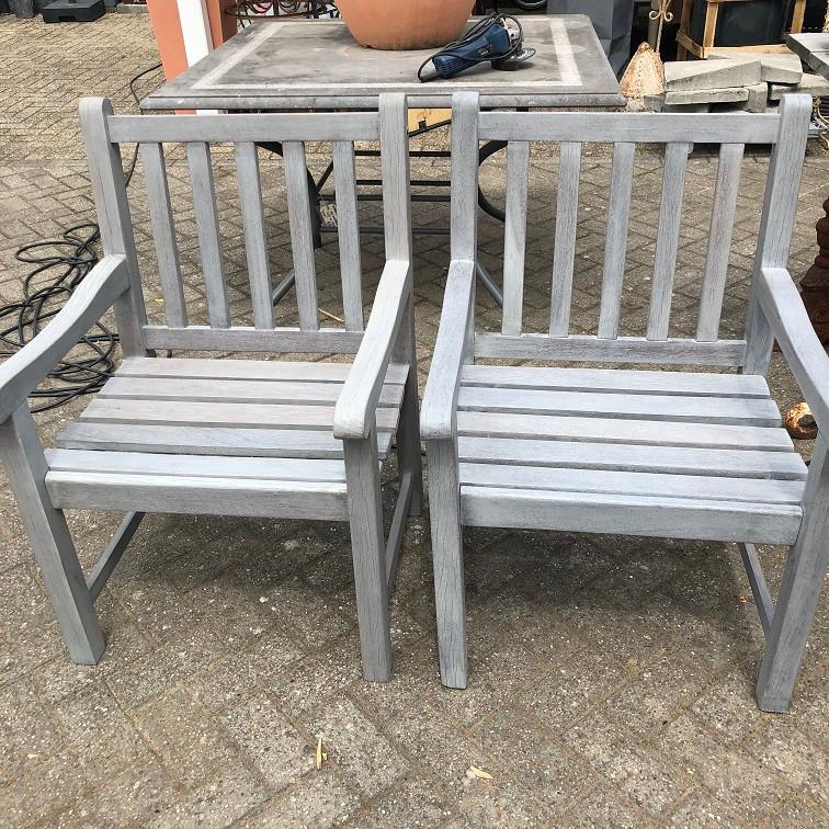2 oude zware teak armstoelen gerestaureerd tuinstoel flamant, Ophalen