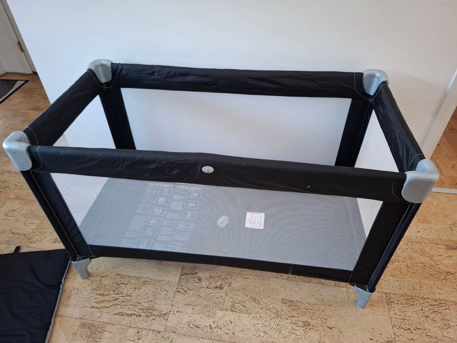 Campingbed 60x120 met extra matras en hoezen, Ophalen, Zo goed als nieuw, Reisbedje