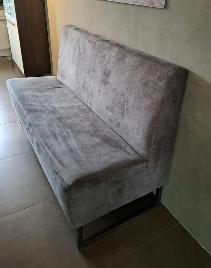 Comfortabele eetbank stof grijs, zwart onderstel, Gebruikt, 150 tot 200 cm, Driepersoons, Ophalen of Verzenden