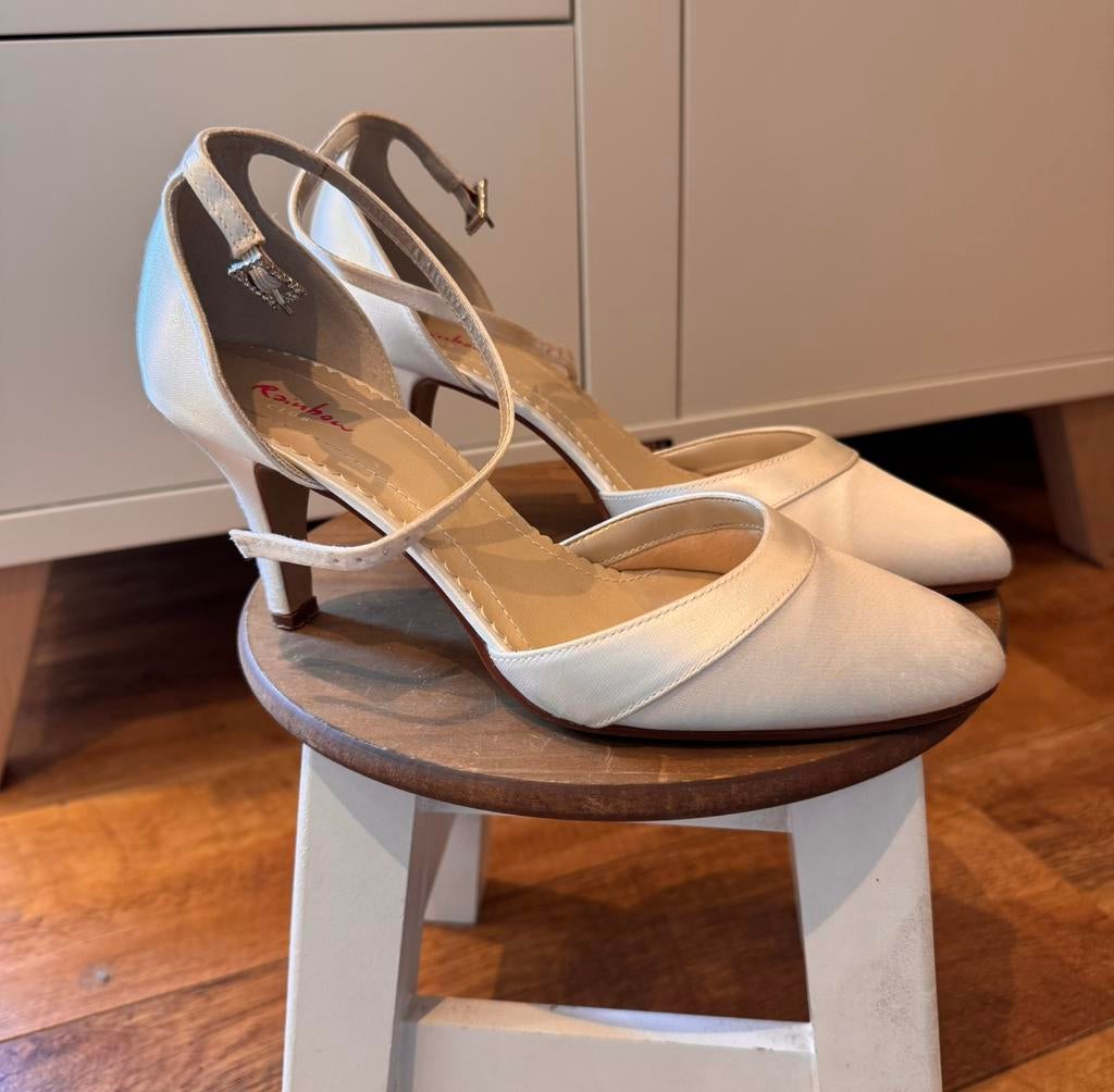 Rainbow Club trouwschoenen ivory 38, Kleding | Dames, Ophalen of Verzenden, Gedragen, Wit, Schoenen