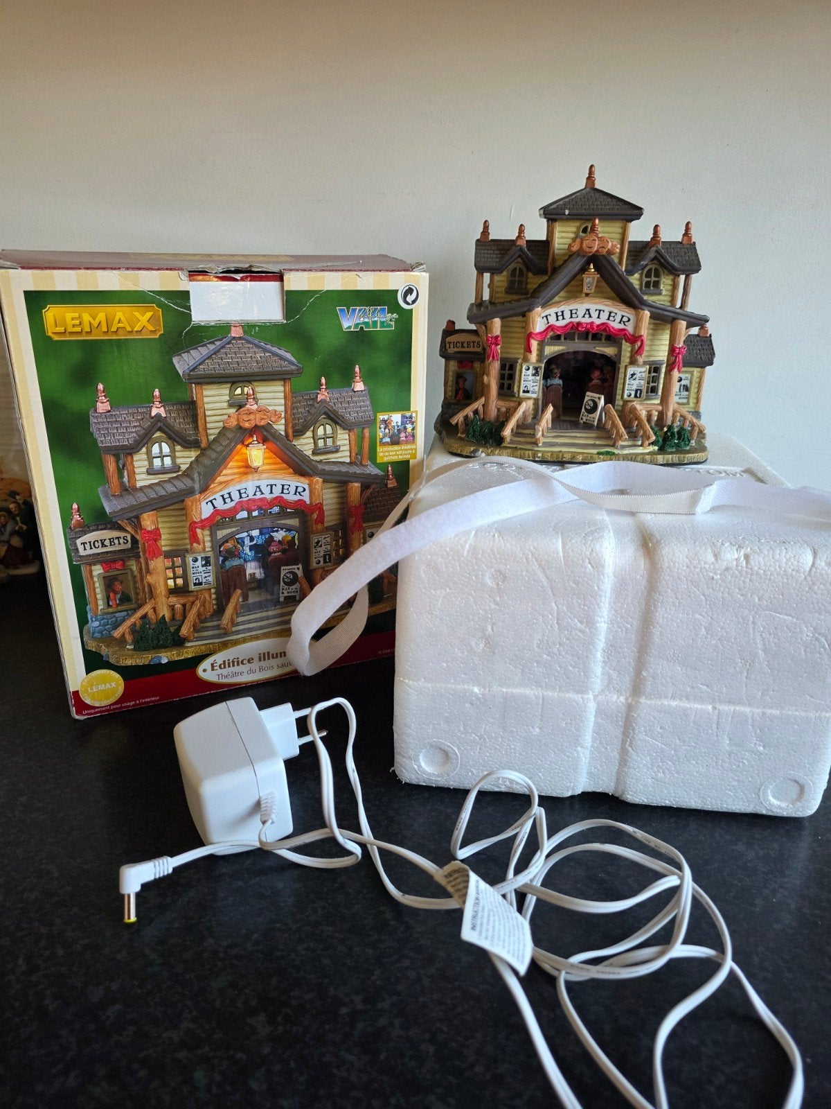 Lemax Retired The Wildwood Theater kerstdorp huisje, Diversen, Ophalen, Gebruikt