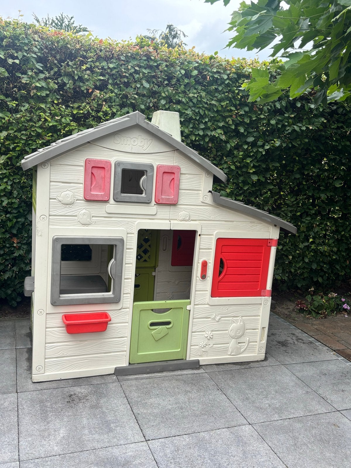 Smoby Speelhuisje met Picknicktafel en bloembak, Ophalen, Gebruikt, Kunststof