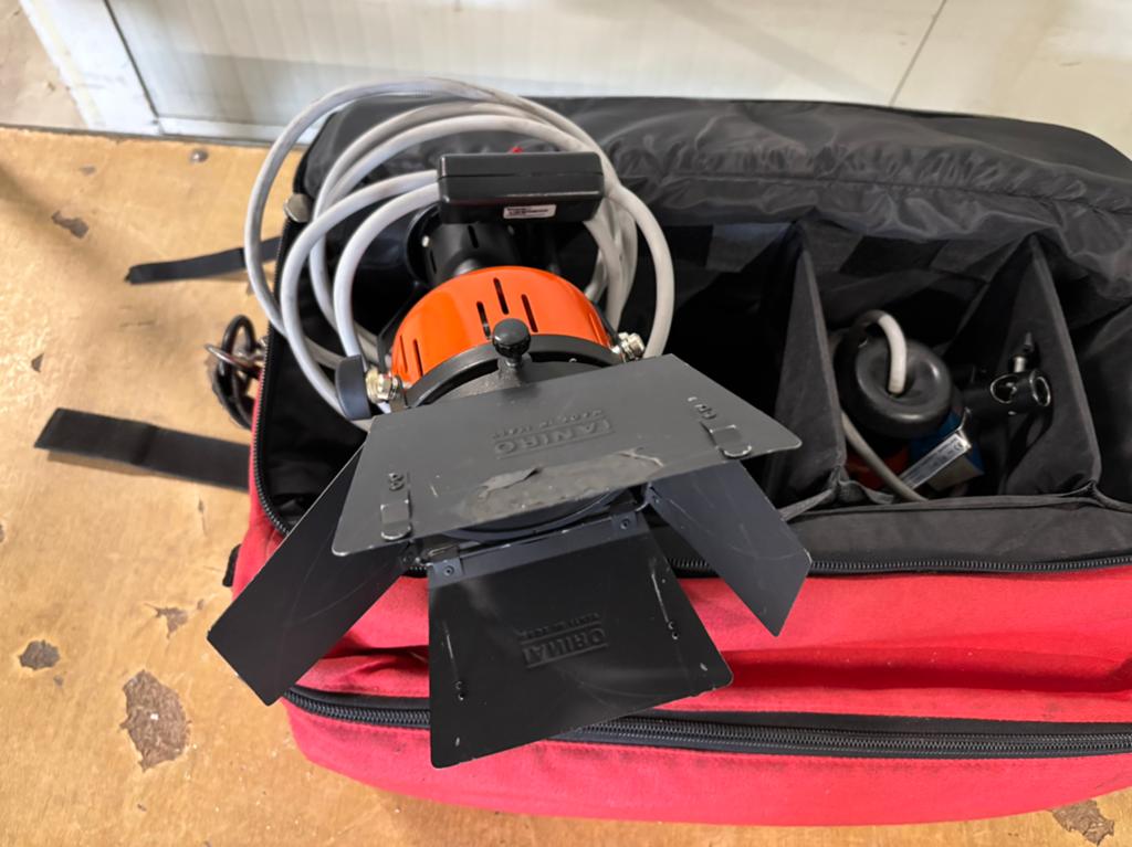 Ianiro Lilliput 3-Lichtskit + 3x Manfrotto 5001B Statief, Ophalen, Gebruikt