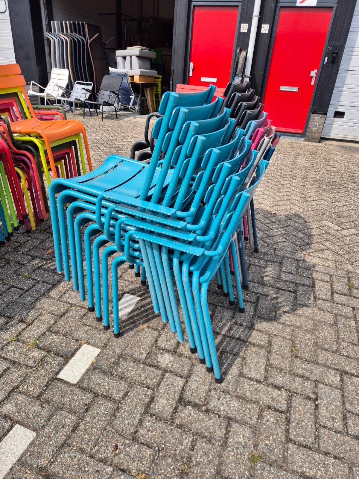 8x blauwe fermob stoelen gebruikt oudere kleur, Ophalen