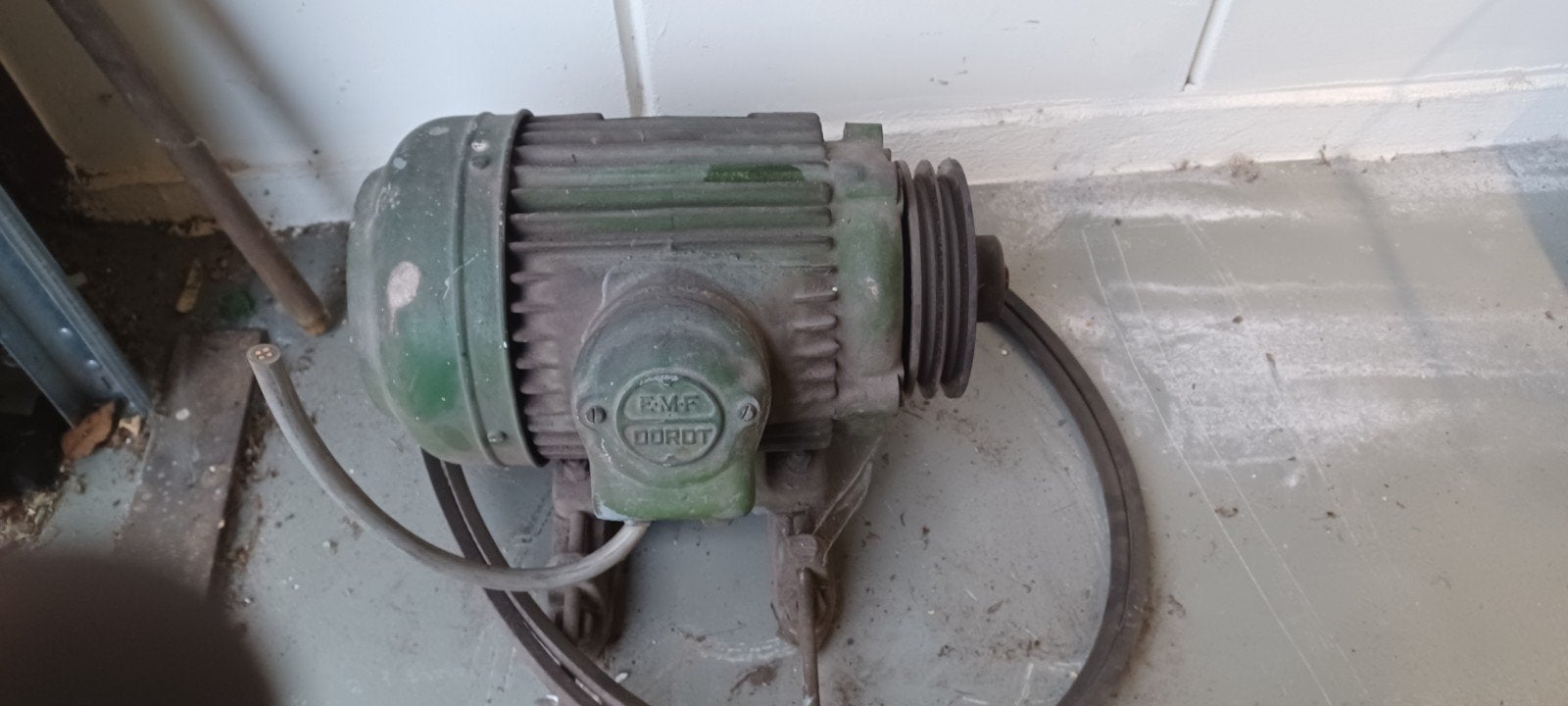 E.M.F.  Dordt krachtstroom motor 3 pk, 2,2 Kw 1450 toeren, Doe-het-zelf en Verbouw, Motoren, Ophalen, Gebruikt, Elektromotor, 1400 tot 1800 rpm