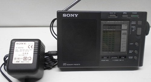 Sony wereldontvanger ICF SW40 + lichtnet-adaptor als nieuw!, Ophalen of Verzenden, Zo goed als nieuw, Wereldontvanger