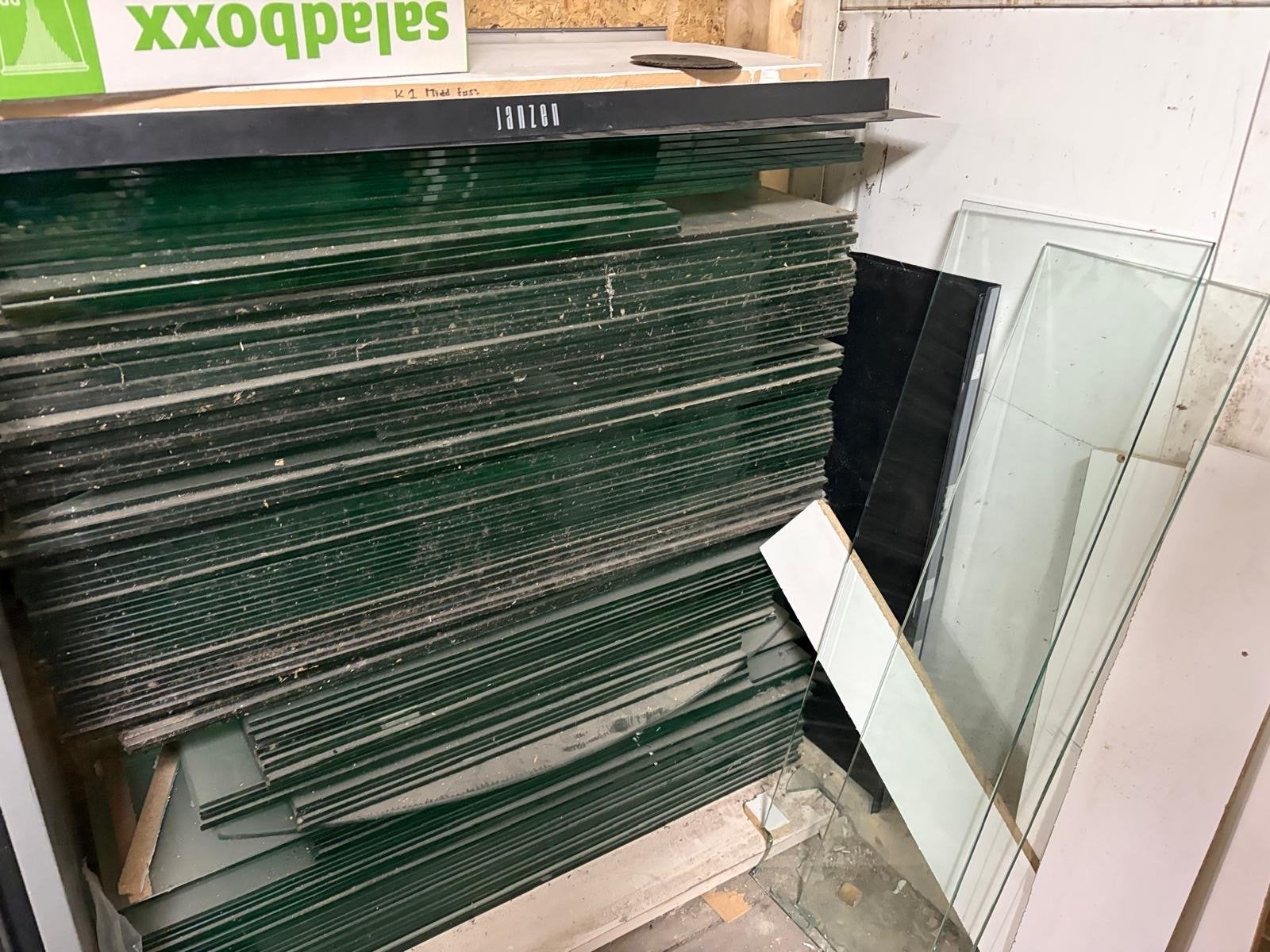 Winkel stelling glazen platen, Gebruikt, 80 tot 120 cm, Glasplaat, 160 cm of meer