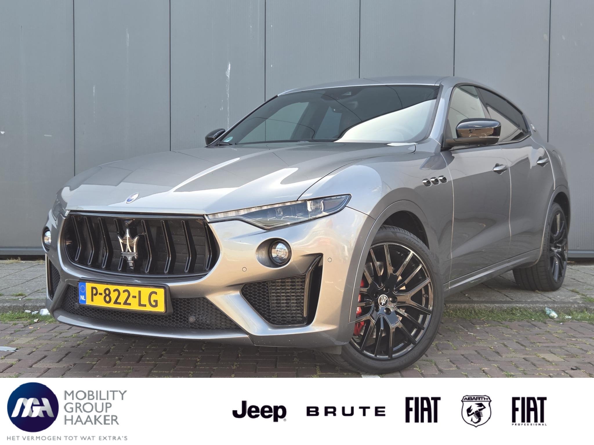 Maserati Levante 3.8 V8 GTS | Schuif-kanteldak | Adaptive Cr, Auto's, Maserati, Dealer onderhouden, Gebruikt, 2145 kg, Leder