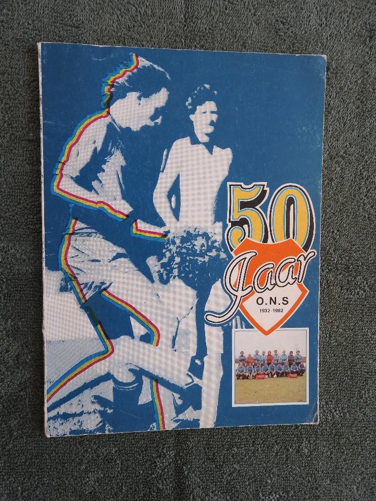 50 Jaar O.N.S. 1932-1982 - CVV Oranje Nassau Sneek, Boeken, Ophalen of Verzenden, Gelezen
