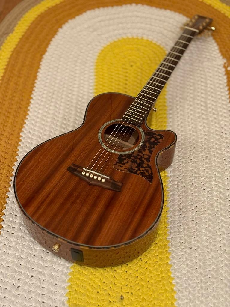 Tanglewood TW-47B akoestische staalsnarige gitaar als nieuw, Ophalen, Zo goed als nieuw, Western- of Steelstringgitaar, Met (piezo-)element