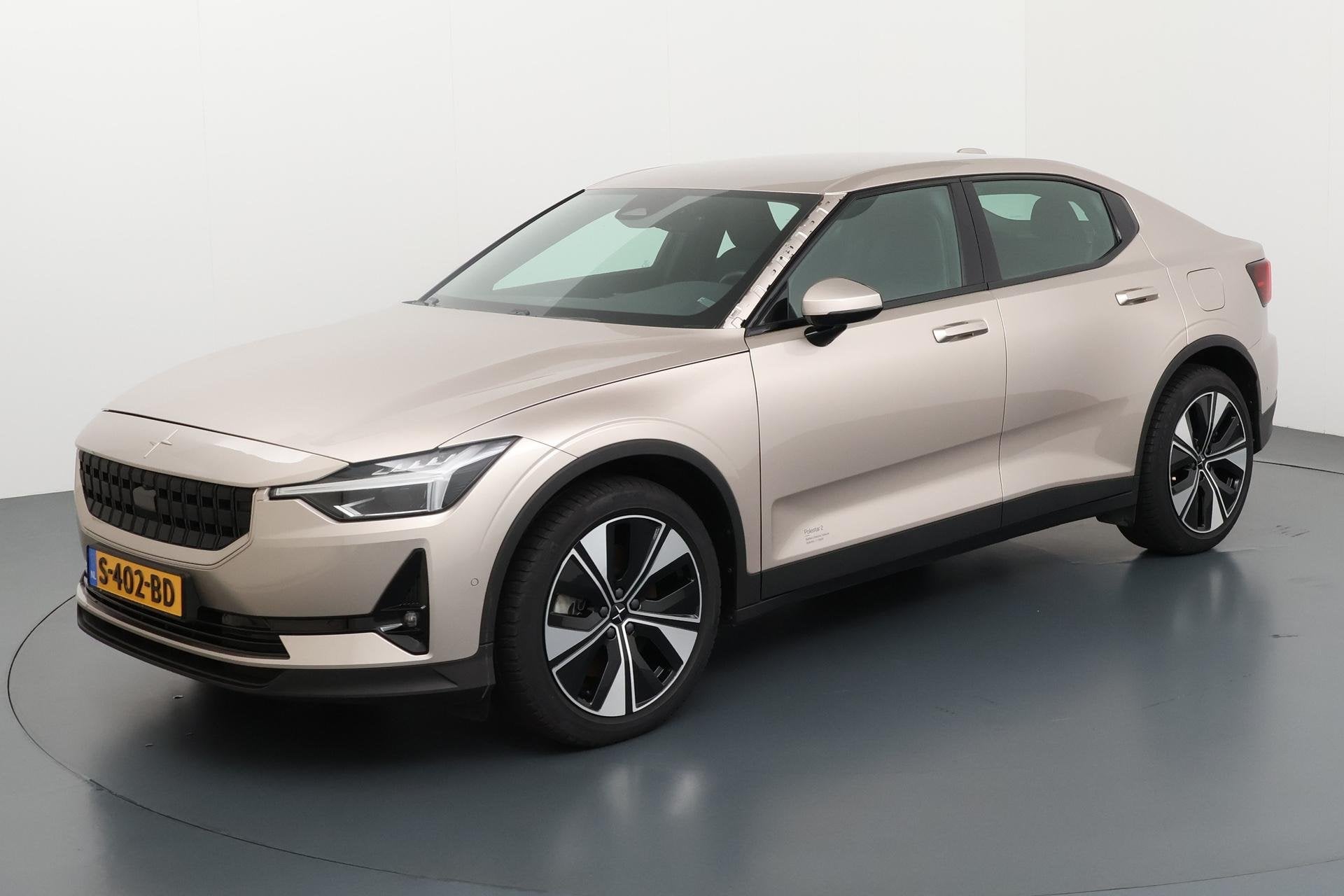 Polestar 2 Standard Range Single Motor 69 kWh – elektrisch, Auto's, Polestar, Stof, Gebruikt, 420 min, 90 €/maand
