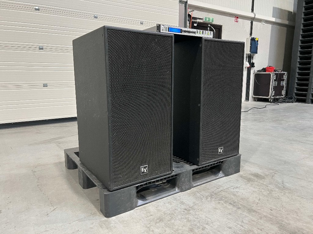 Electro-Voice (EV): 2x Rx118S 18" sub + 1x DC-One processor