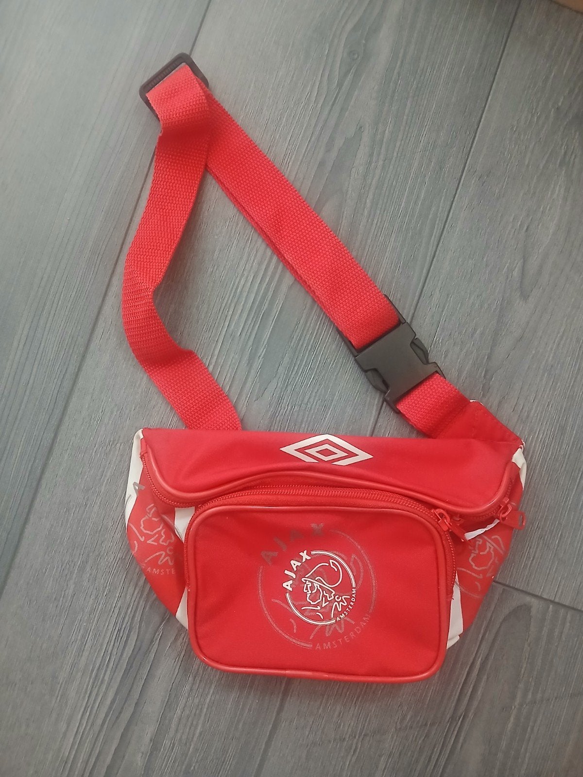 Ajax heuptasje - Rood Umbro tasje, Ophalen of Verzenden, Gebruikt, Rood, Overige typen