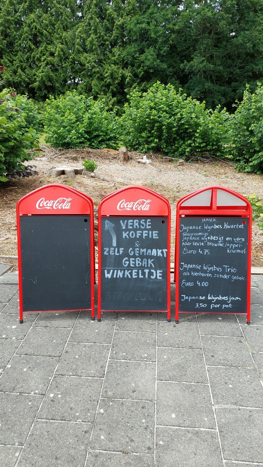 3 dezelfde metalen stoepborden, Verzamelen, Merken en Reclamevoorwerpen, Ophalen, Reclamebord