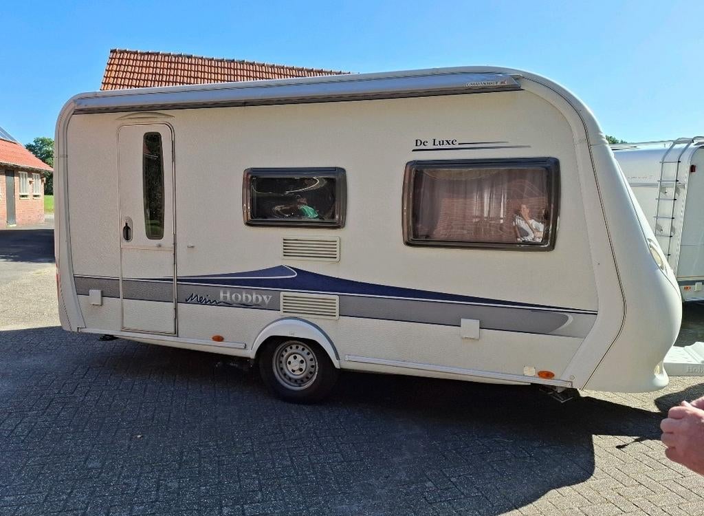 Hobby 440 sf de luxe bouwjaar 2009, Hobby, Treinzit, Particulier, 4 tot 5 meter