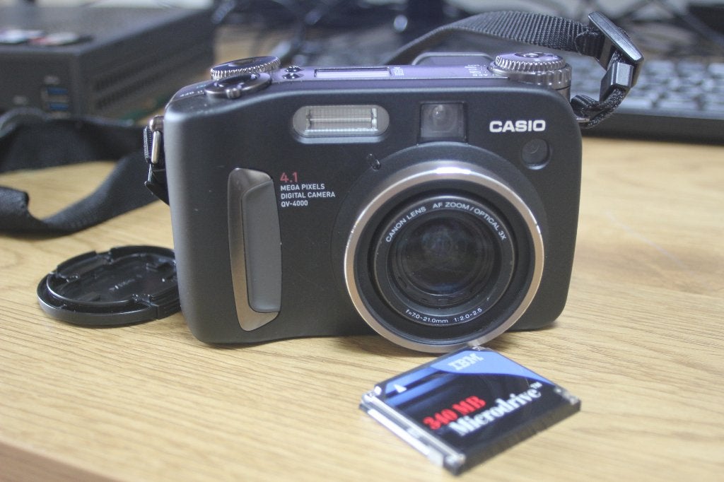 Casio 4.1 megapixels QV-4000, Ophalen, Gebruikt, Canon, Overige typen