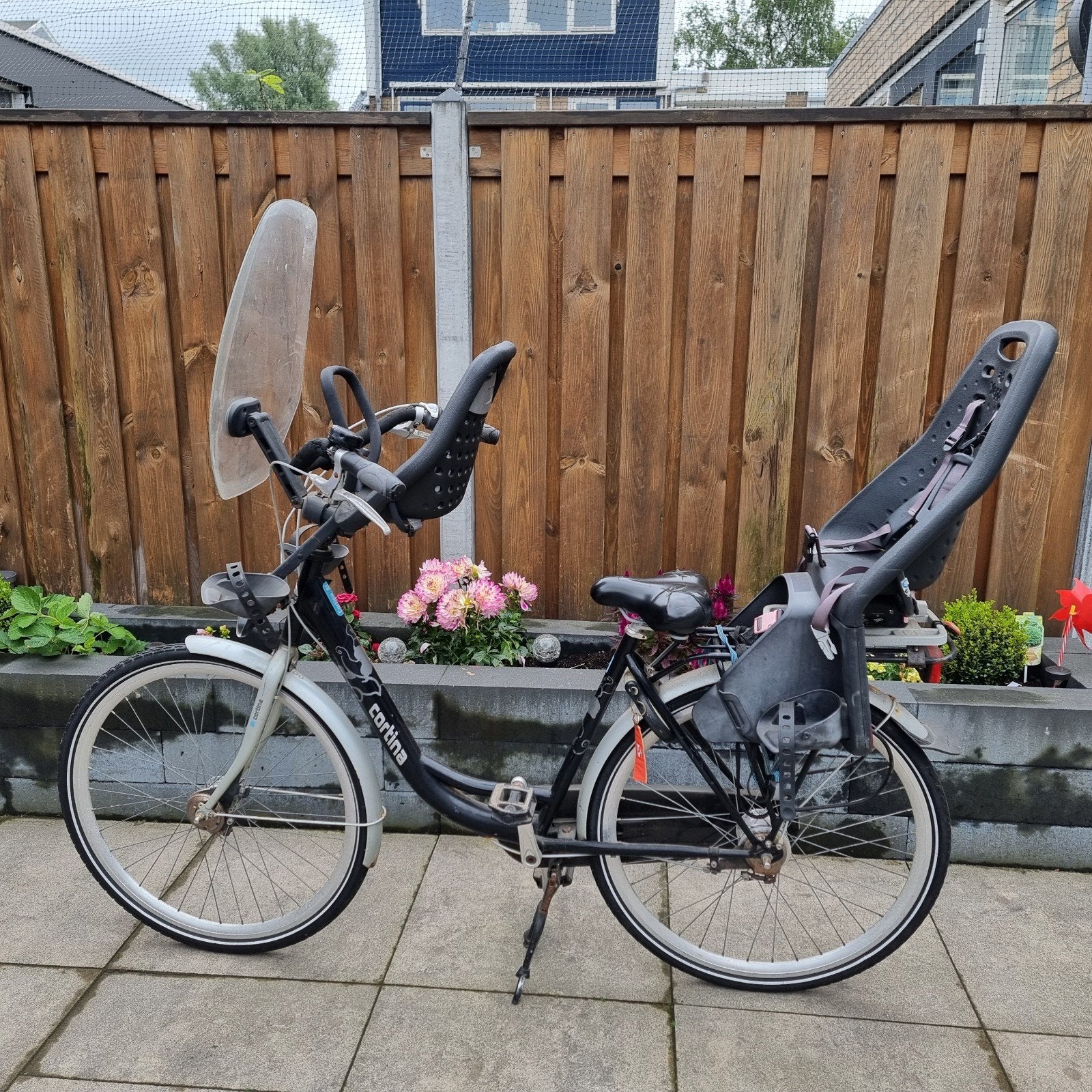 Fiets met Yepp voor- en achterzitje, Ophalen, Achterzitje, Yepp, 9 t/m 18 kg