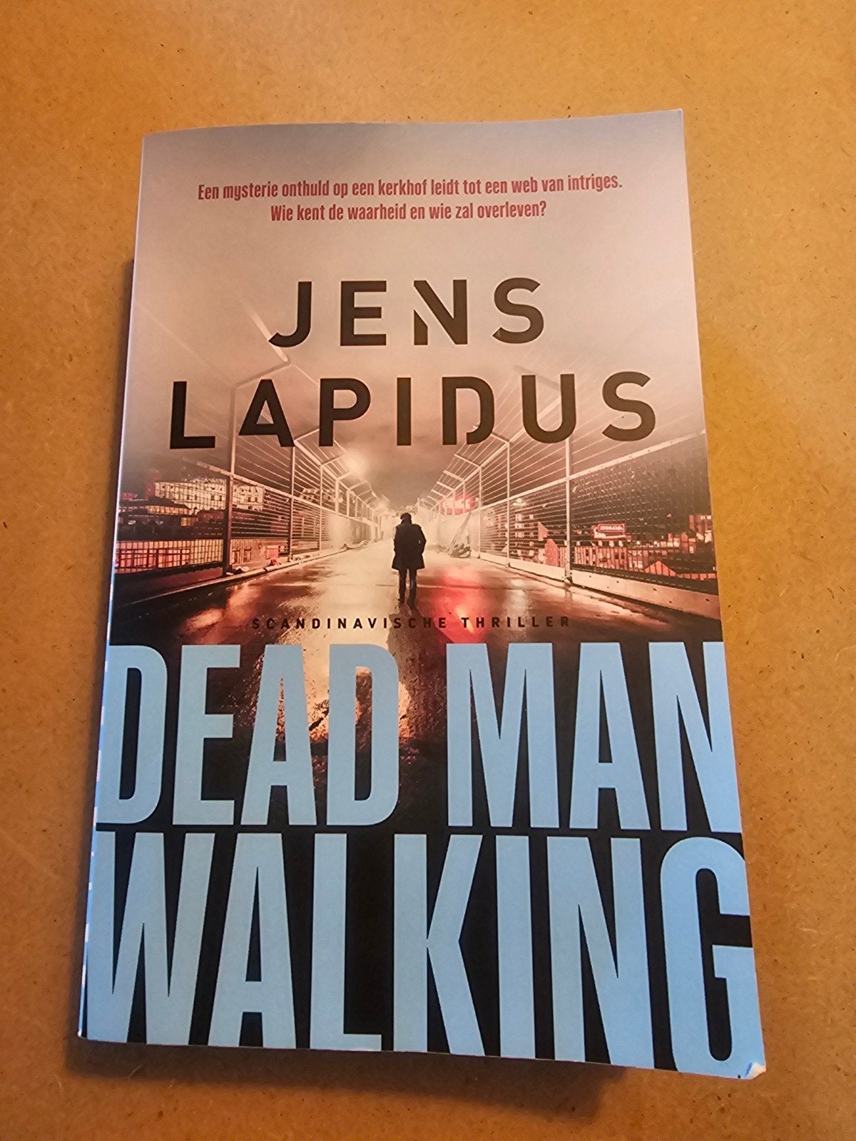 Jens Lapidus - Dead man walking, Boeken, Ophalen of Verzenden, Zo goed als nieuw, Jens Lapidus
