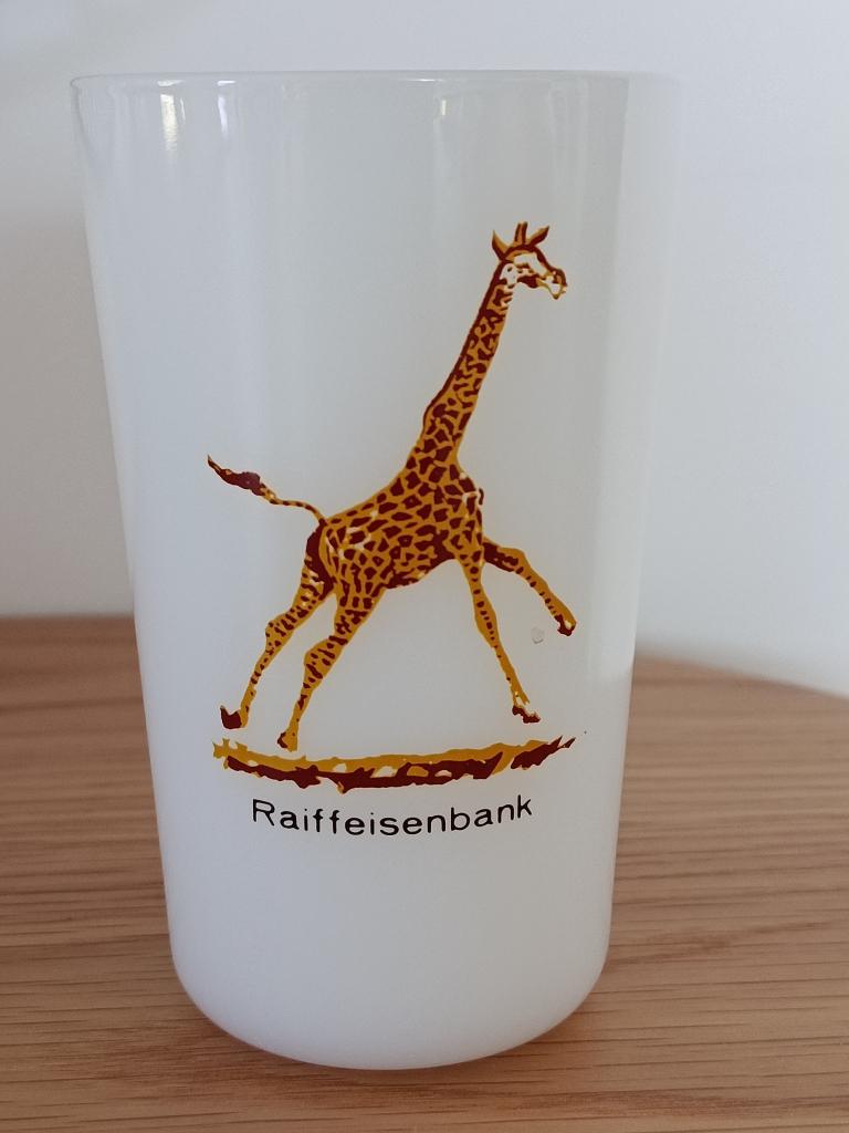 frisdrankglas Raiffeisenbank, Verzamelen, Glas en Borrelglaasjes, Ophalen of Verzenden, Nieuw, Frisdrankglas