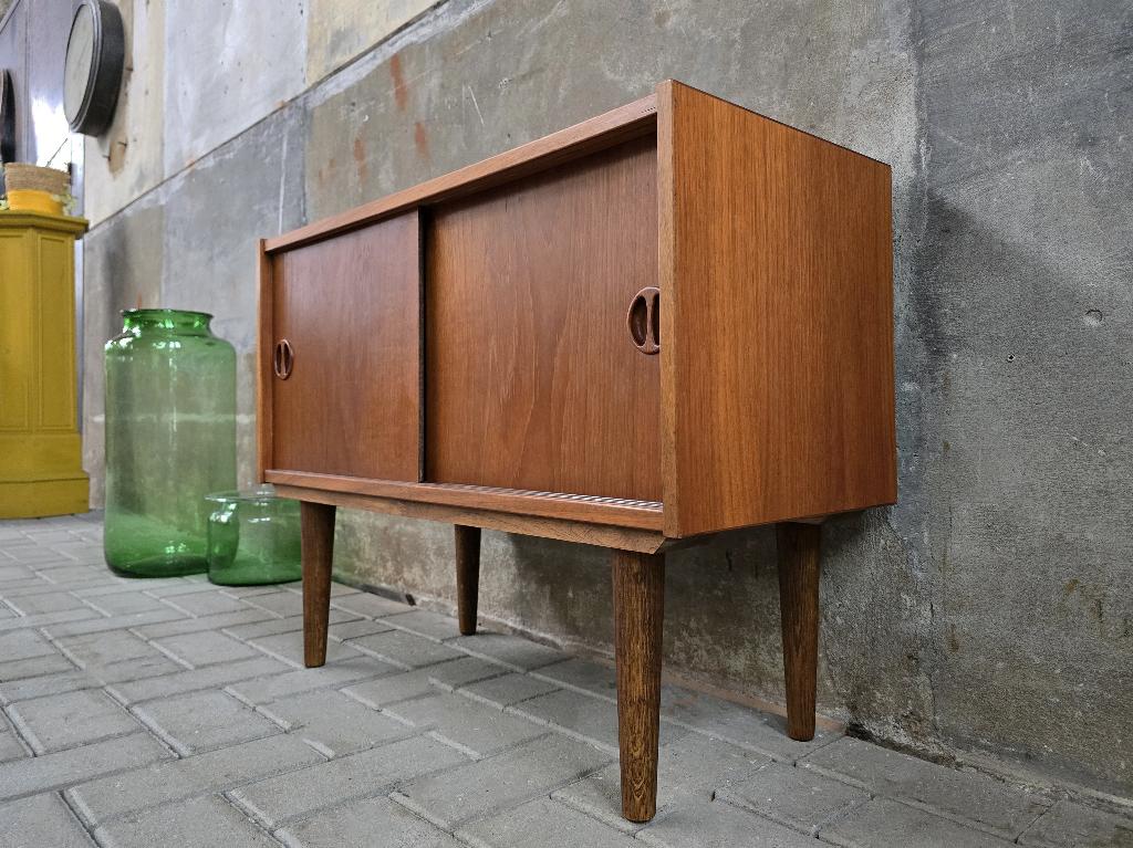 Klein Deens Design Dressoir | Vintage Teak Lage Kast Hout, 25 tot 50 cm, Grenenhout, Mid Century Deens Design Vintage Retro Scandinavisch Modern