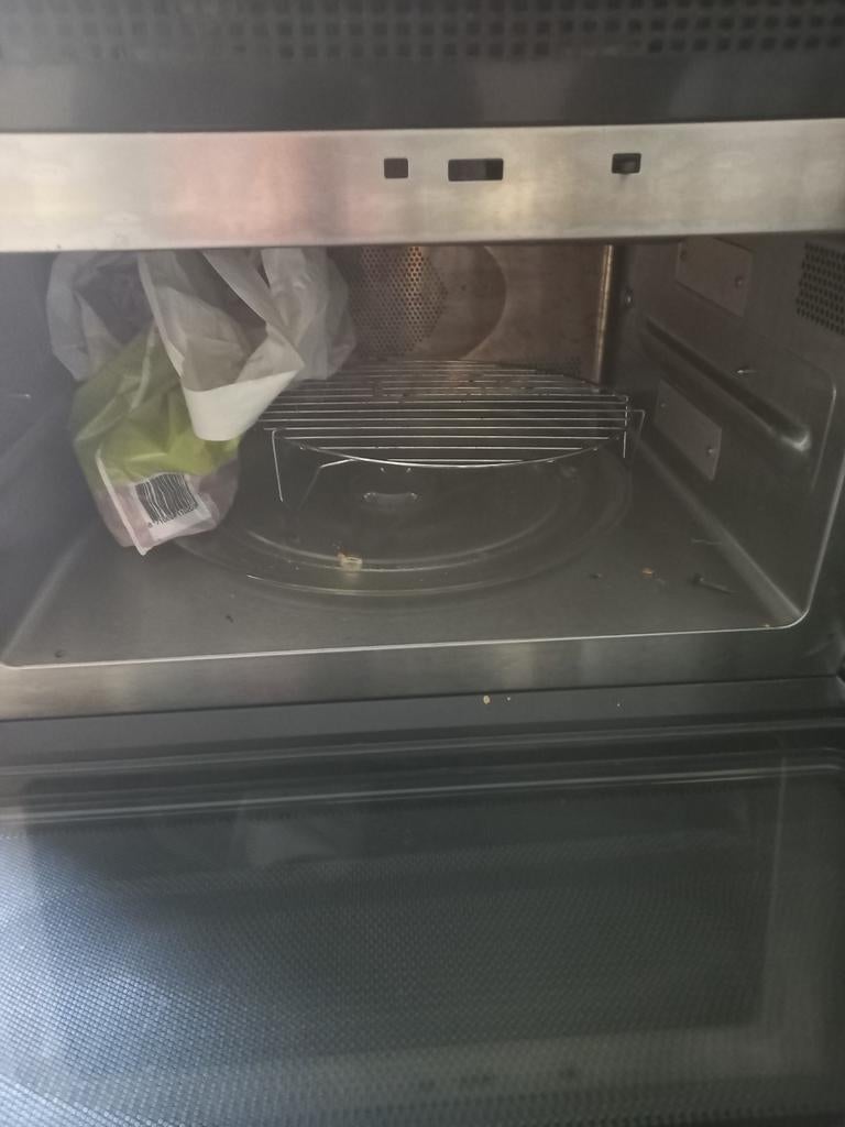 Zo goed als nieuw magnetron oven een combi, Ophalen of Verzenden, Zo goed als nieuw, Minder dan 45 cm