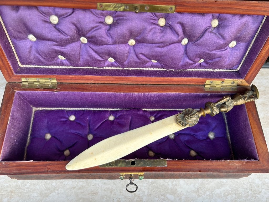 ANTIEK BRONS BRIEFOPENER RIDDER IN KIST GEEN DOLK MES SABEL, Verzamelen, Militaria | Algemeen, Ophalen of Verzenden, Overige soorten