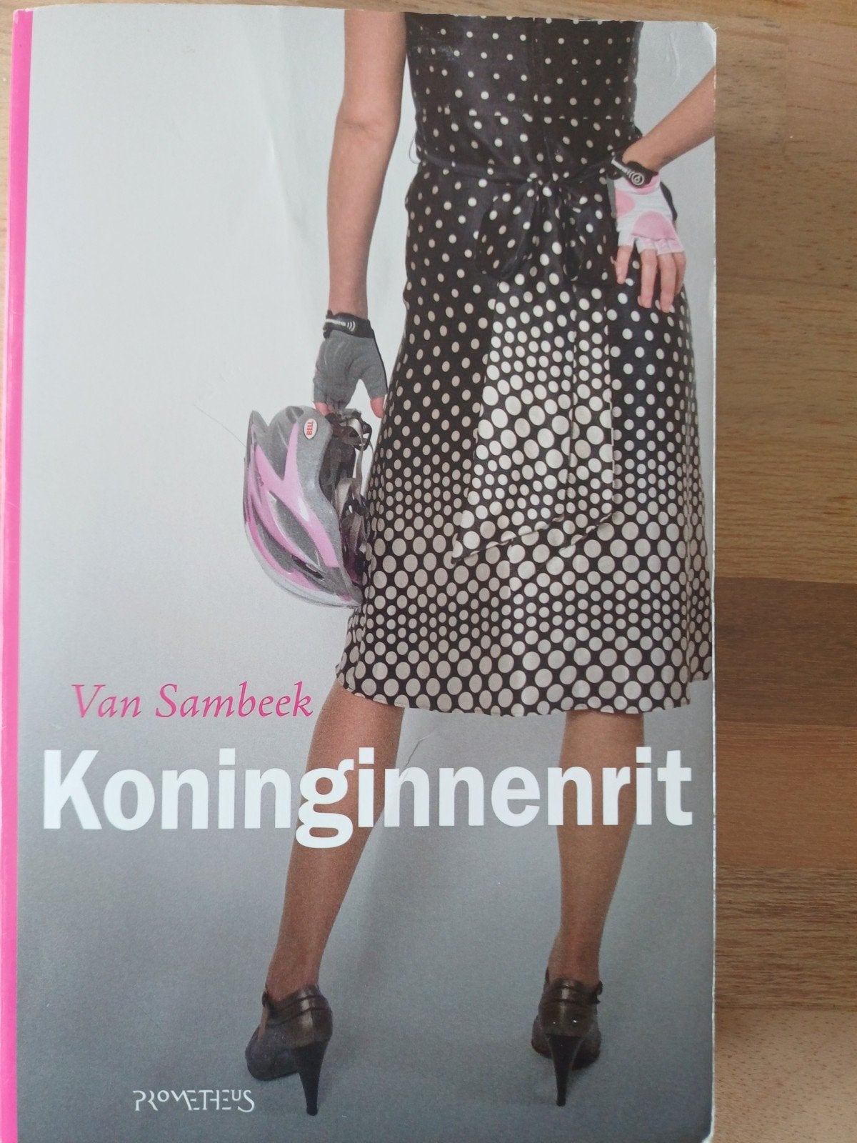 van Sambeek - Koninginnenrit, Boeken, Ophalen of Verzenden, Zo goed als nieuw, Van Sambeek