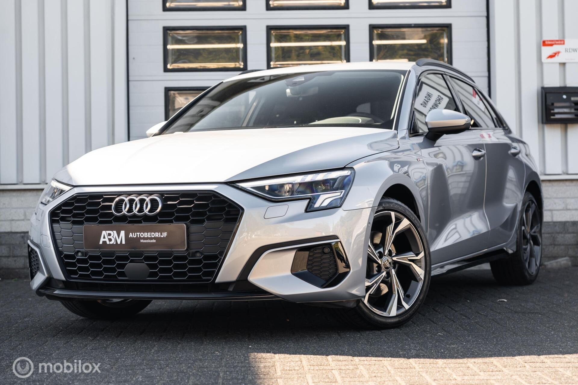 Audi A3 Sportback 35 TFSI S-Line Matrix Night pakket, Auto's, Voorwielaandrijving, 4 cilinders, 150 pk, Bedrijf