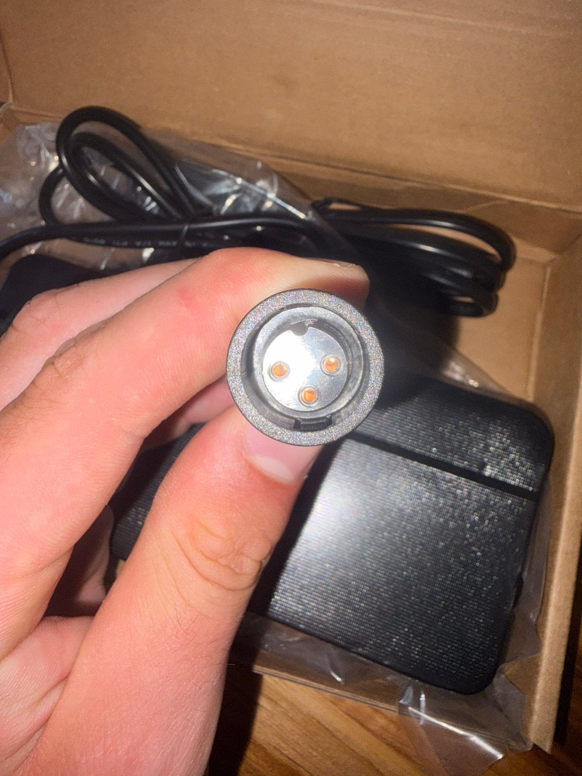 Gloednieuwe gazelle 3 pin opladers, Ophalen, Zo goed als nieuw, Overige merken