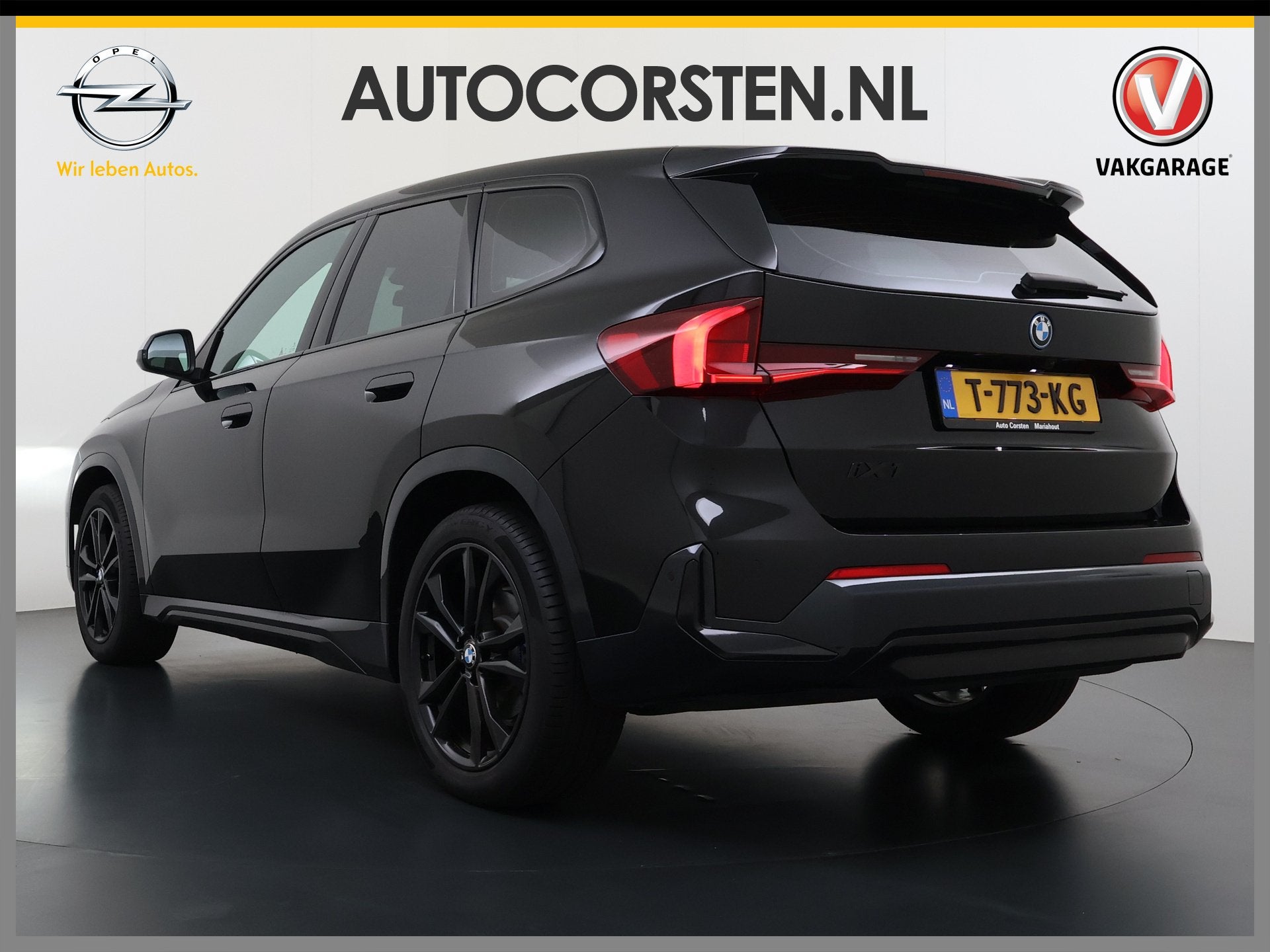 BMW iX1 xDrive30 313PK 4WD M-Pack Leer Harman/Kardon®-Audio, Automaat, Gebruikt, Zwart, 24 min